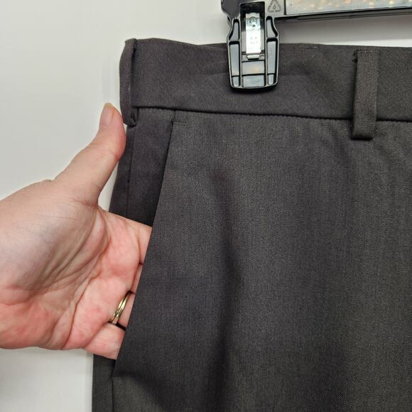 NWT Van Heusen Gray Straight Fit Pants Men's Trouser Slacks 36X32 - Picture 6 of 9